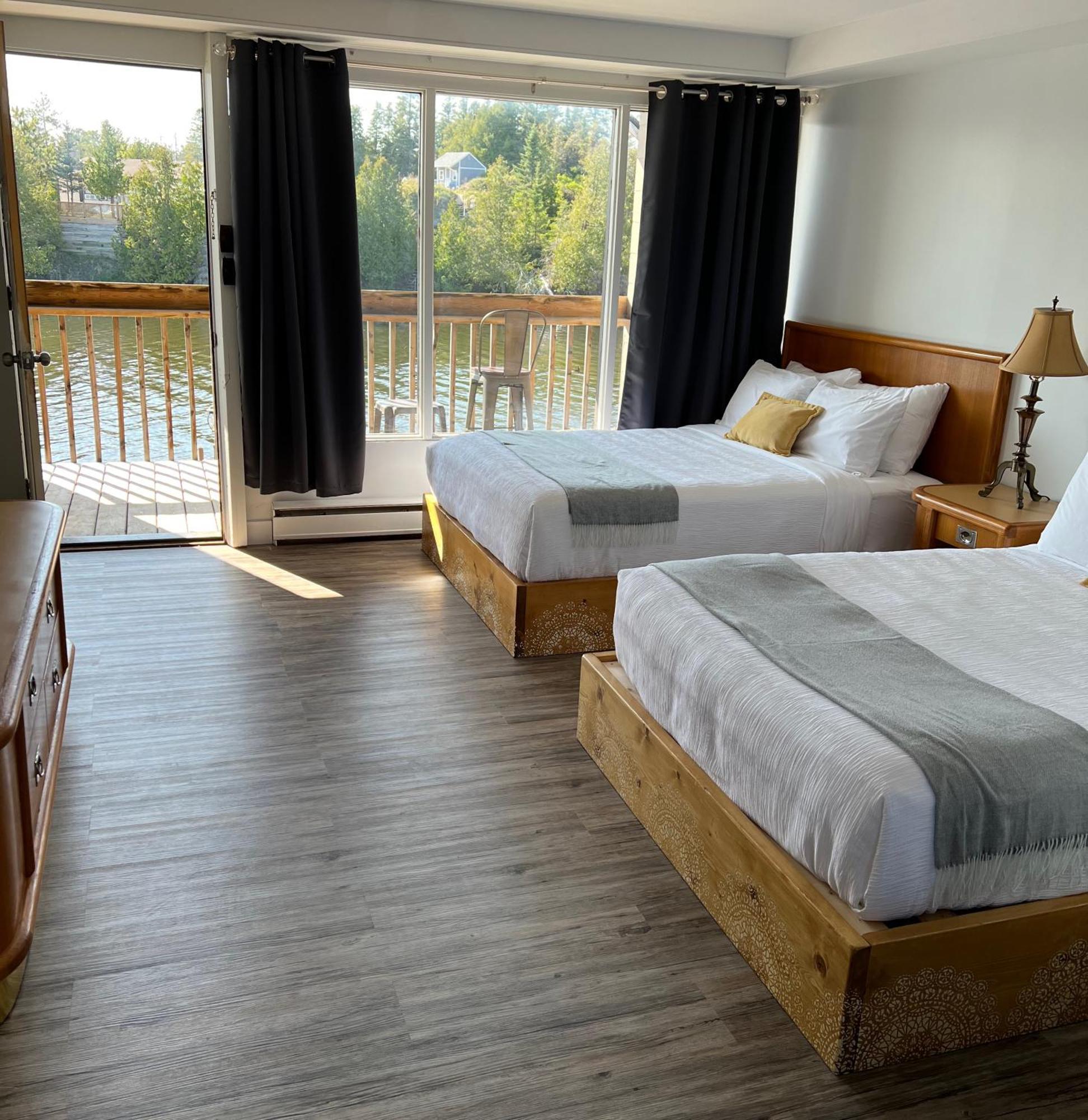 Kit Wat Motel & Marina Sauble Beach Exteriér fotografie