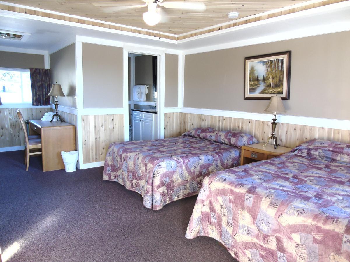 Kit Wat Motel & Marina Sauble Beach Exteriér fotografie