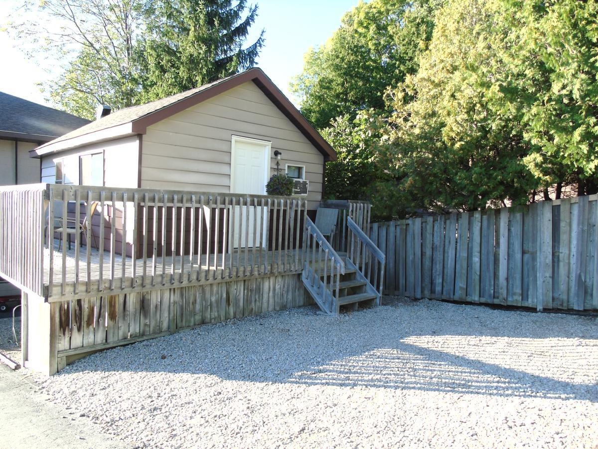 Kit Wat Motel & Marina Sauble Beach Exteriér fotografie