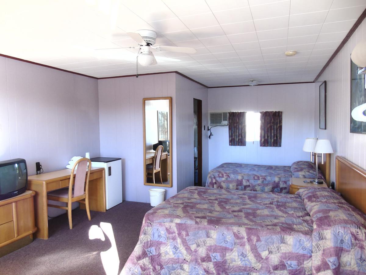 Kit Wat Motel & Marina Sauble Beach Exteriér fotografie