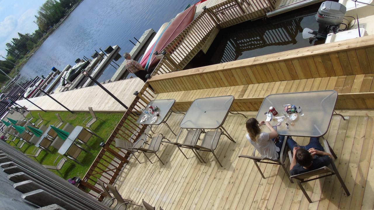 Kit Wat Motel & Marina Sauble Beach Exteriér fotografie