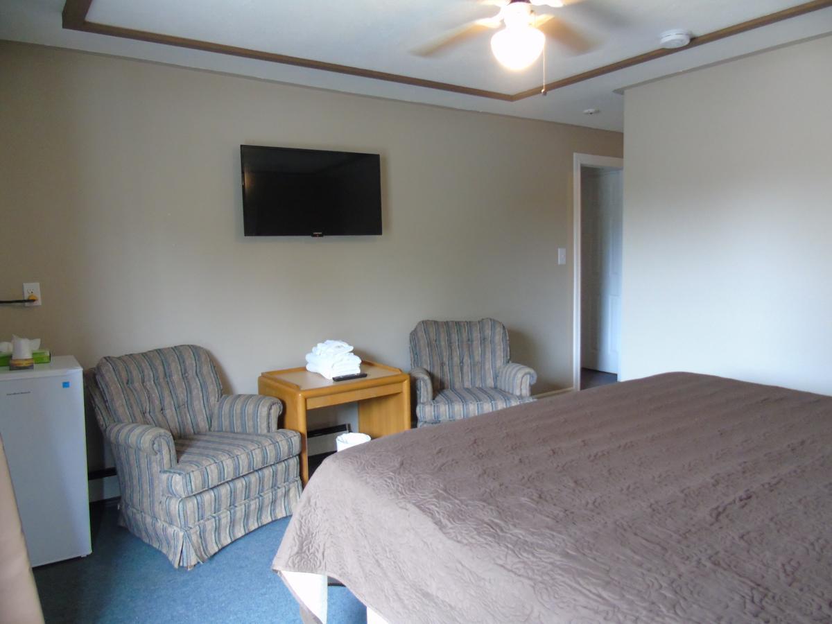 Kit Wat Motel & Marina Sauble Beach Exteriér fotografie